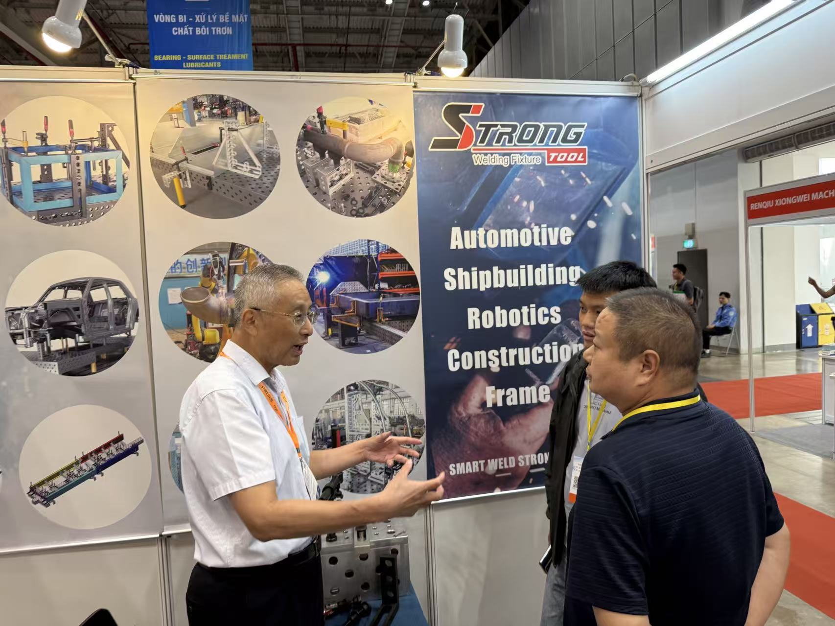 Exhibitions & industry exchange